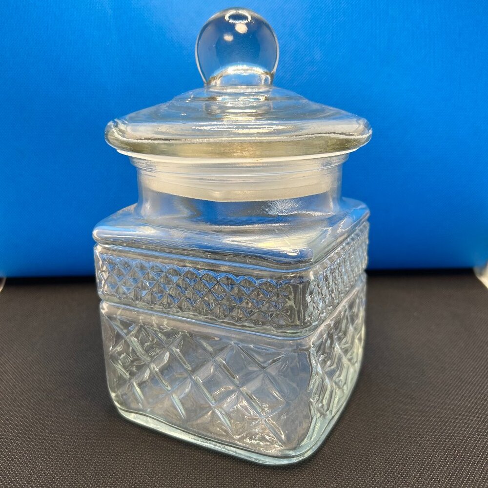 Wexford Glass Candy Dish/Trinket Box with Seal. Approx 8" Tall x 4" Wide. (945)